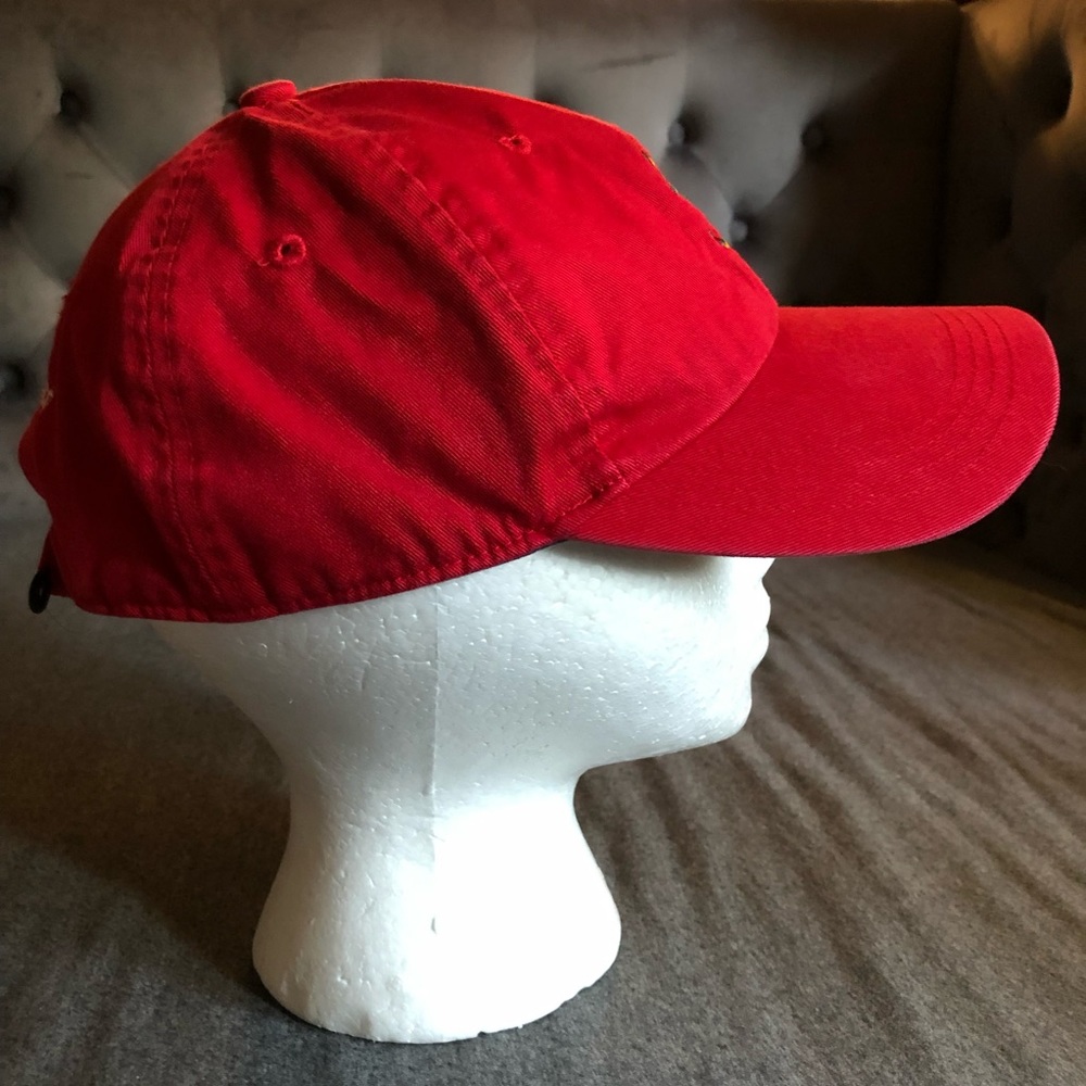 Red Rio Del Mar embroidered iguana / lizard golf hat - Picture 4 of 13